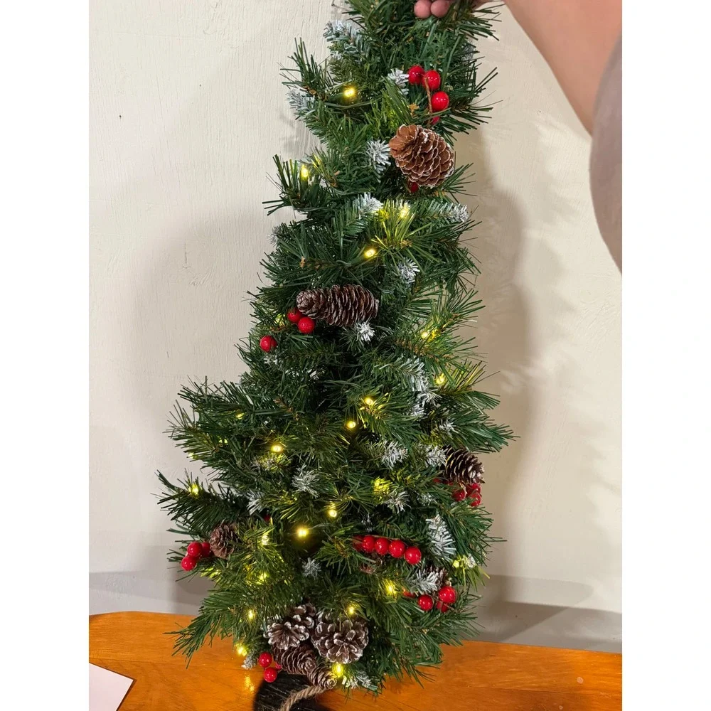 Pre-Lit Corner Christmas Tree 32